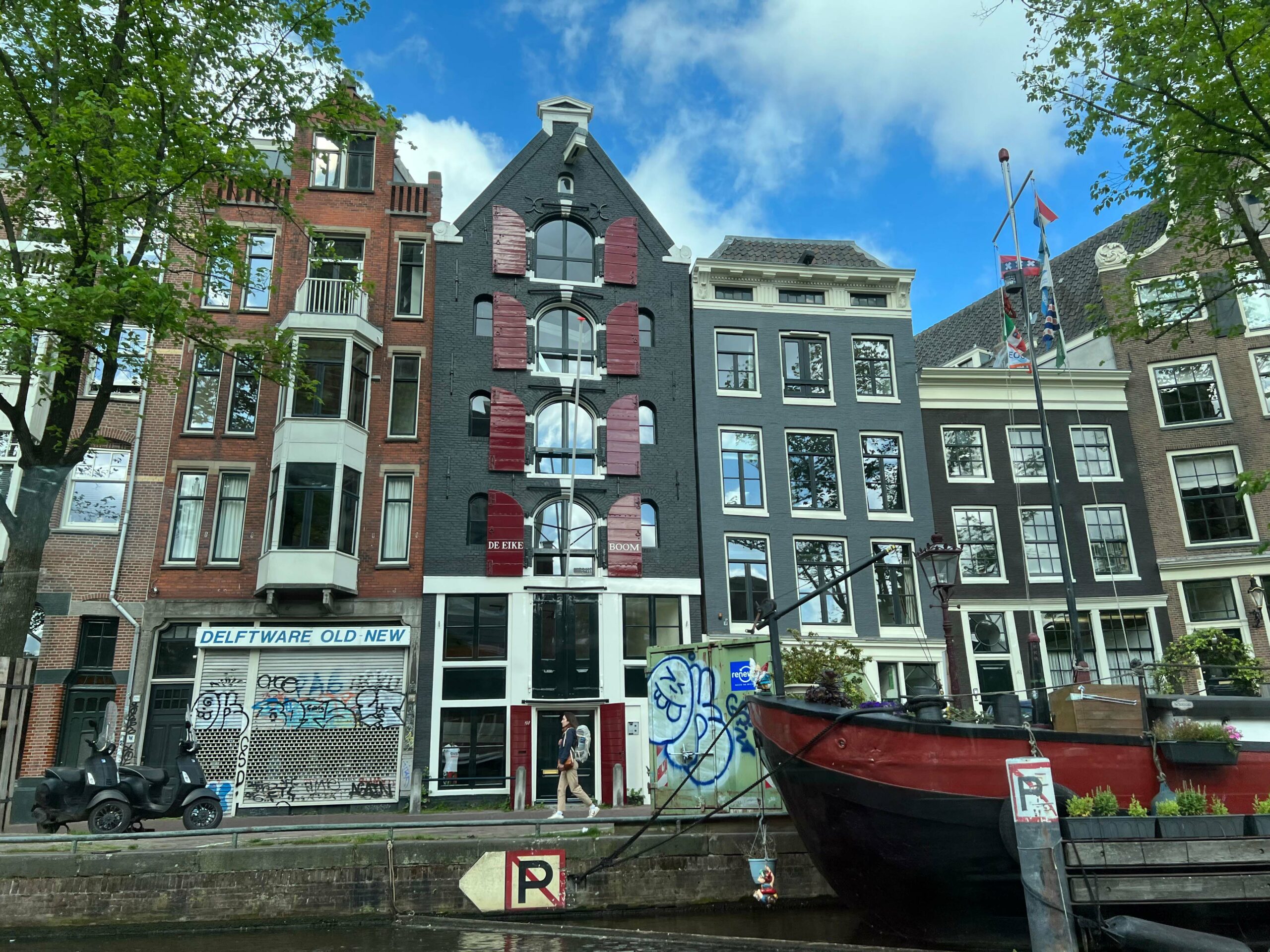 Ferientraum Reisen Fahrt durch Amsterdam